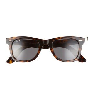 Classic Ray Ban Wayfarer (Tortoise) Case Provided